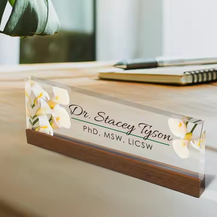 Personalized Acrylic Desk Name Plate for Office