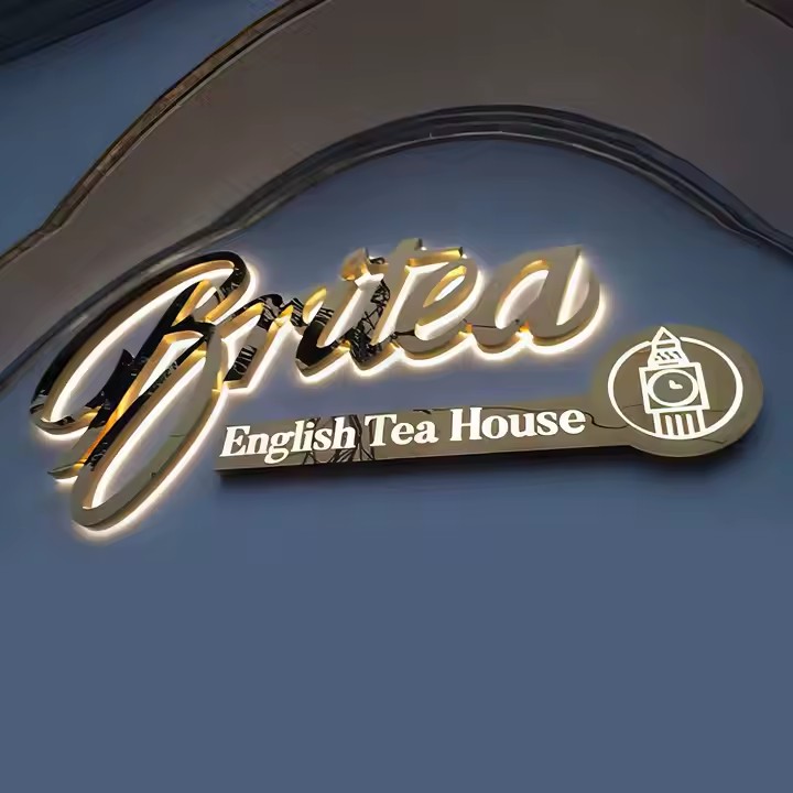 Outdoor Acrylic Letter Sign for Retail Storefront Branding