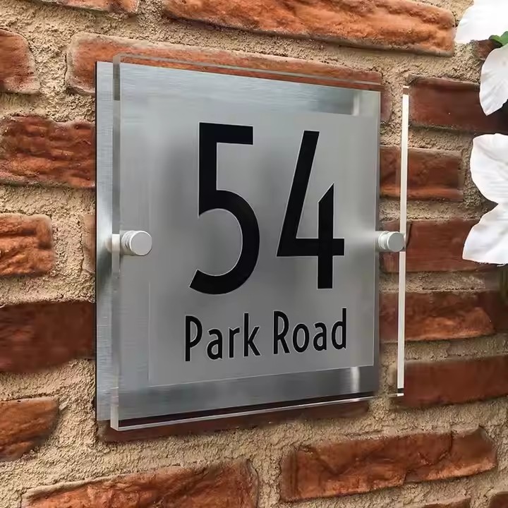 Decorative acrylic door sign for home and hotel use