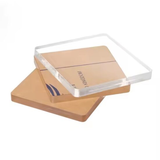 UV-resistant clear cast acrylic panel – custom-cut optical grade sheet
