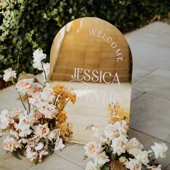 Custom Engraved Acrylic Wedding Welcome Sign for Ceremony Décor