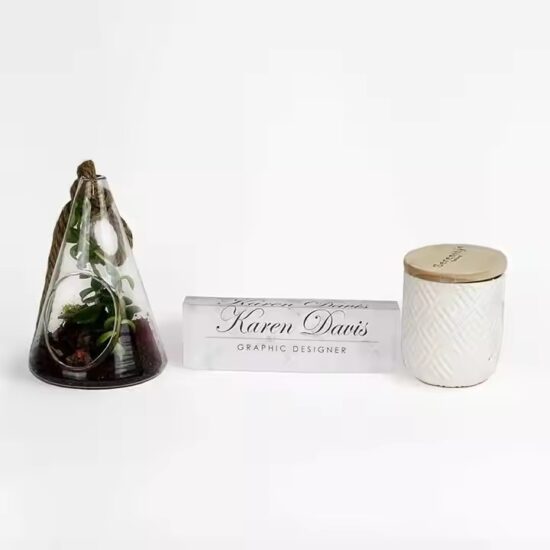 Custom acrylic employee desk name plate with clear display