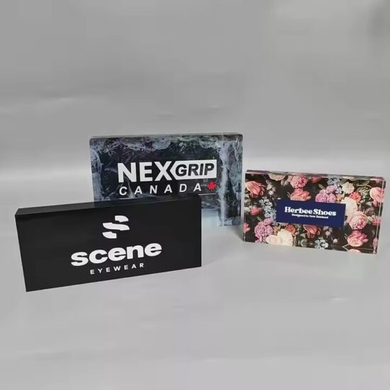 Custom acrylic employee desk name plate with clear display