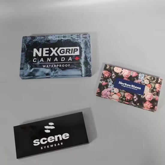 Custom acrylic employee desk name plate with clear display