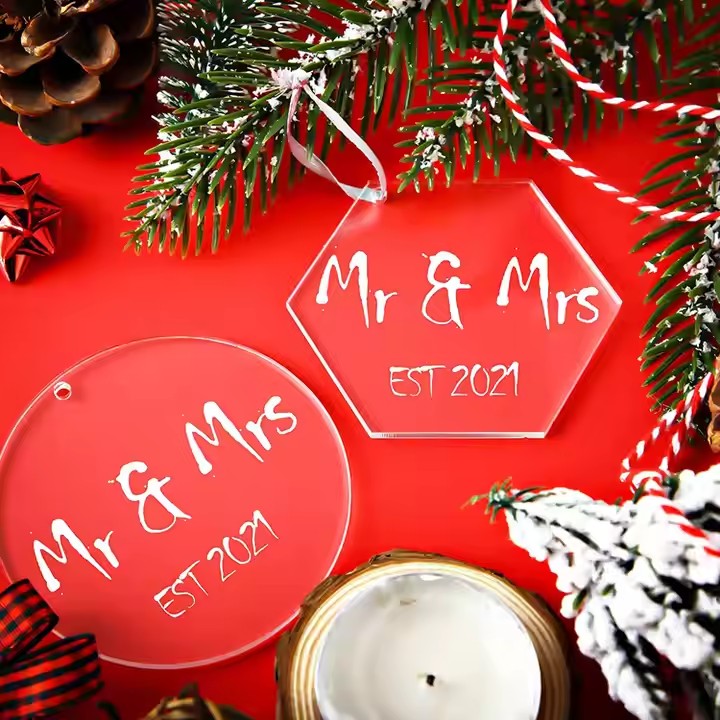 Custom acrylic tags in Christmas tree decoration shapes