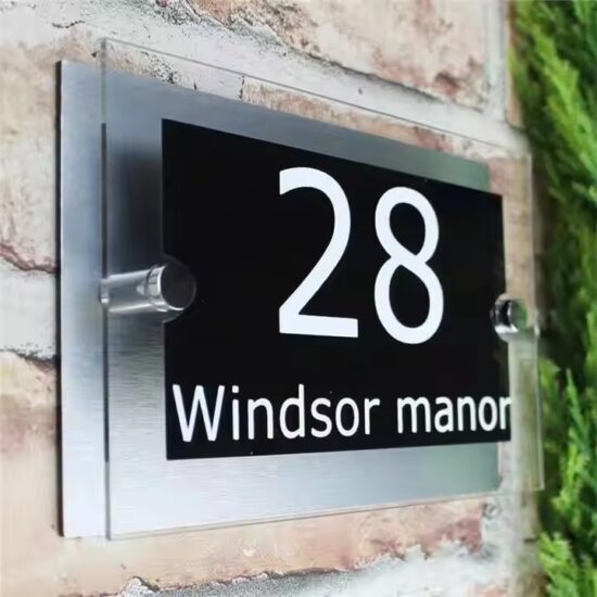 Custom wholesale acrylic letter and number door sign
