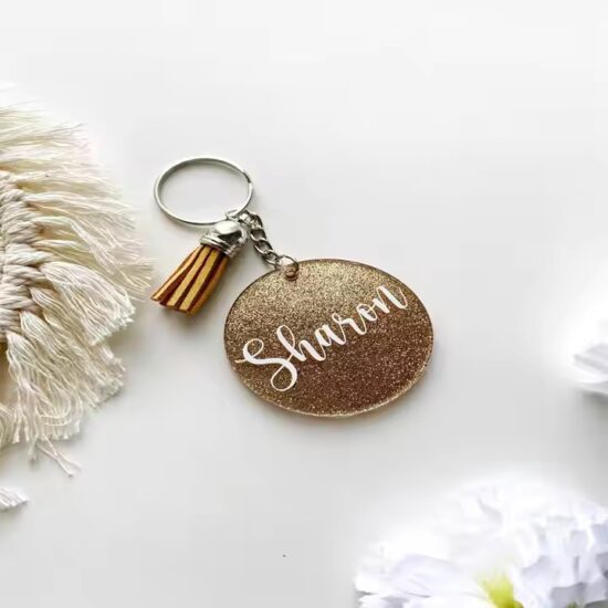 Custom round personalized acrylic name labels wholesale